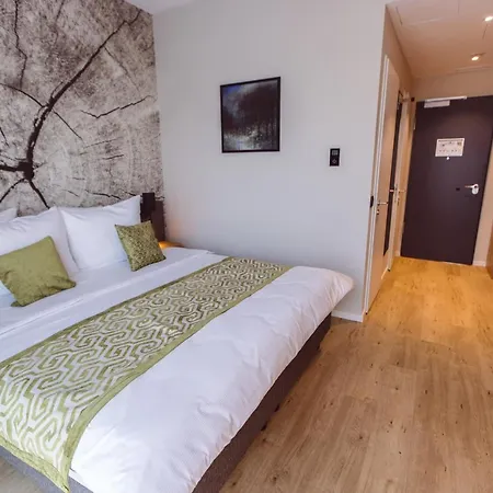 Libertas Elements Pure 4*